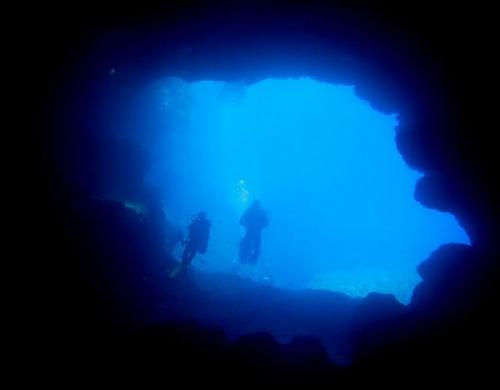 Cavern Dive Málta | Neptun Dive Center 