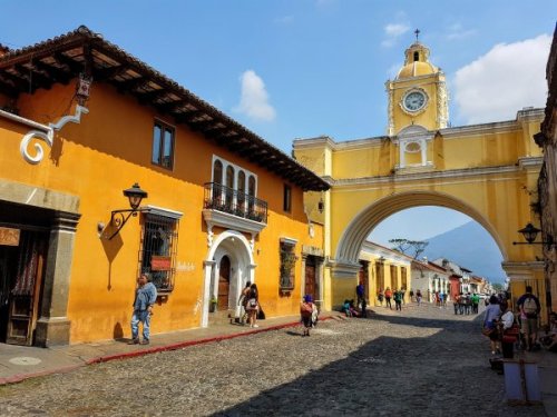 Antigua Guatemala | Neptun Dive Center 