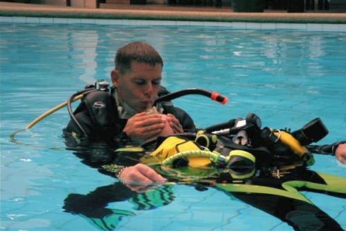 Rescue Scuba Diver – Mentőbúvár tanfolyam | Neptun Dive Center